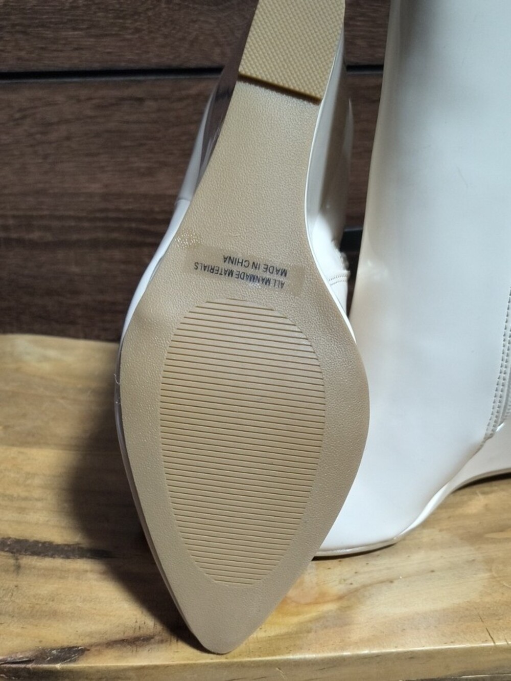 Dolce Vita Cream Pointed Toe Ankle Boots - Picture 4 of 6